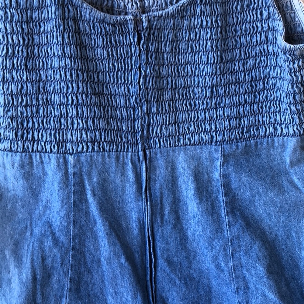 Dress - Picture 5 of 5